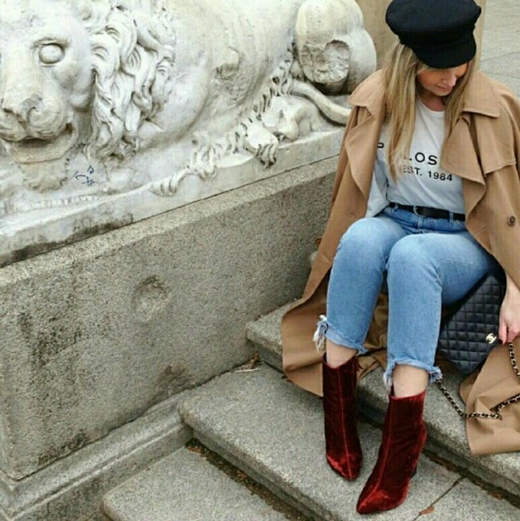 ⭕️SOLD⭕️ ZARA VELVET ANKLE BOOTS BRAND NEW - Picture 4 of 8